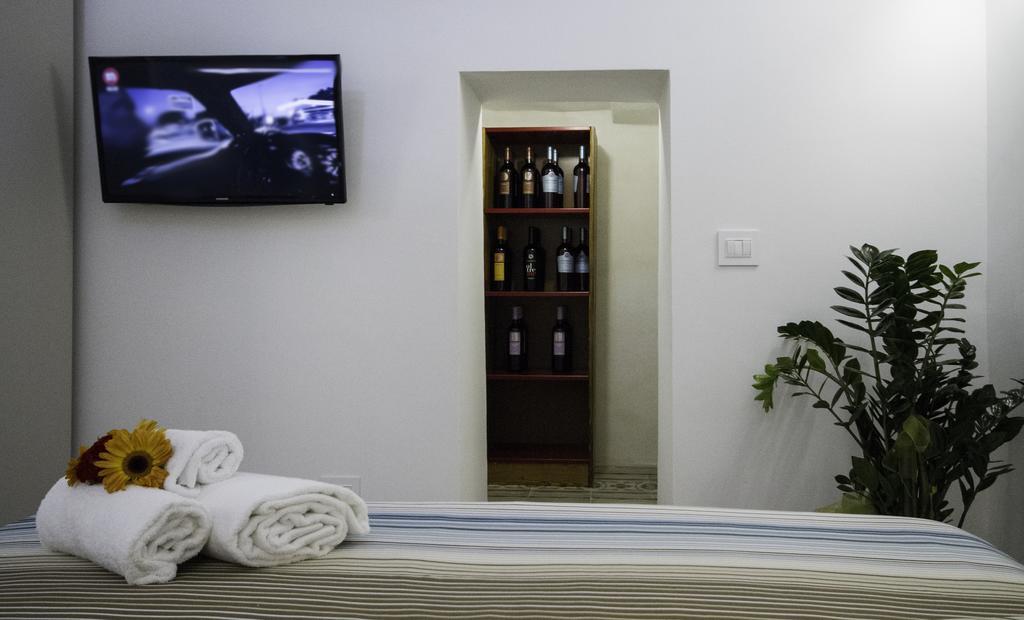 Santa Marina Bed&Breakfast Massafra Δωμάτιο φωτογραφία